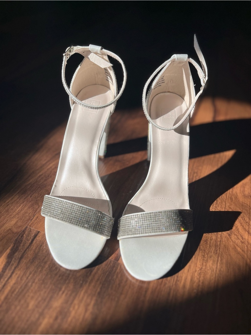David’s Bridal DB Studio Sparkling Rhinestone Block Heels Wedding Shoes Womens 9 - Picture 8 of 16